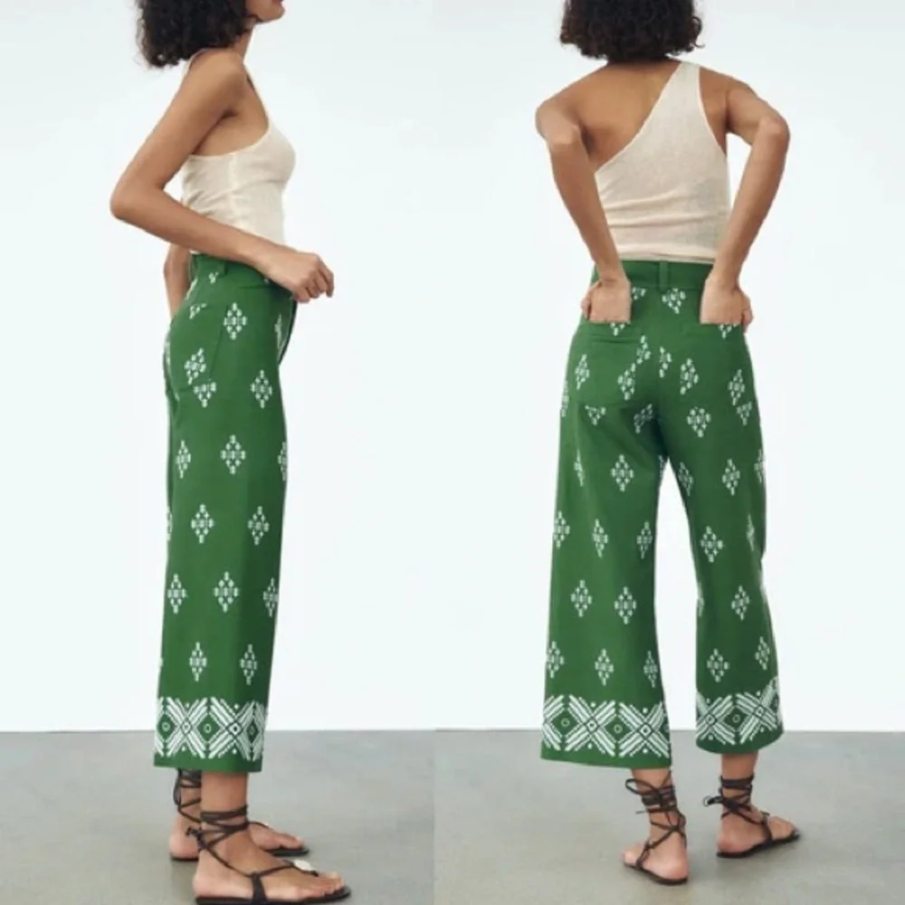 Zara Green Linen Embroidered Cropped High Waist Pants